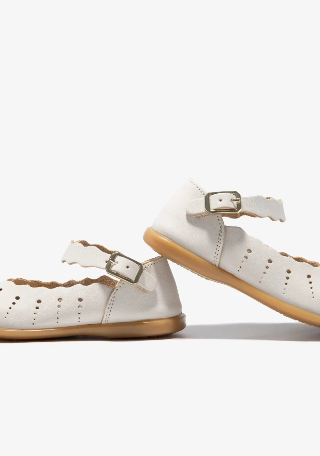 Conguitos Bailarinas De Bebé Hebilla Ondas Beige^ Bailarinas|Zapatos De Ceremonia